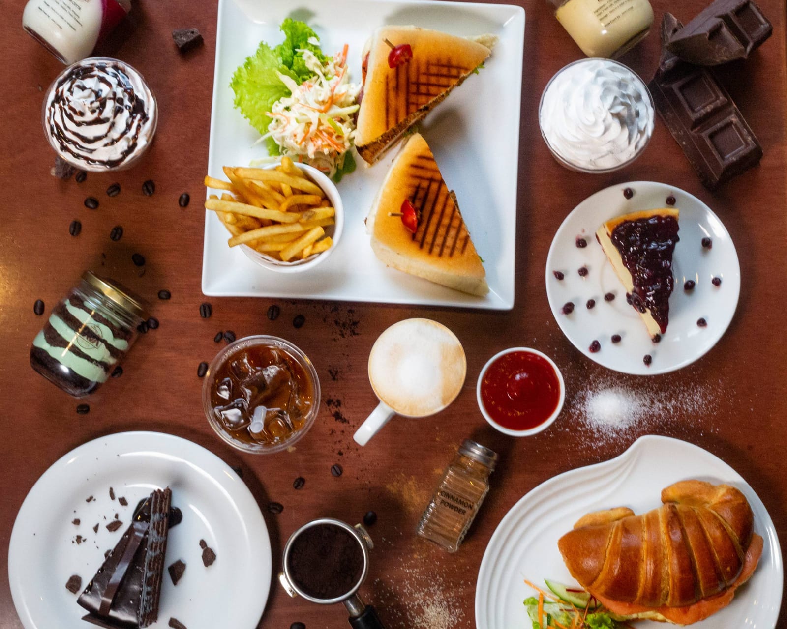 Java Lounge Ambuluwawa — coffee, bakes and more